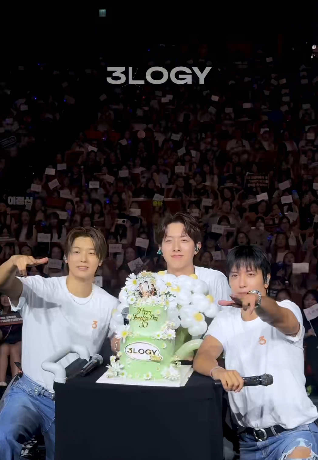 @CNBLUE