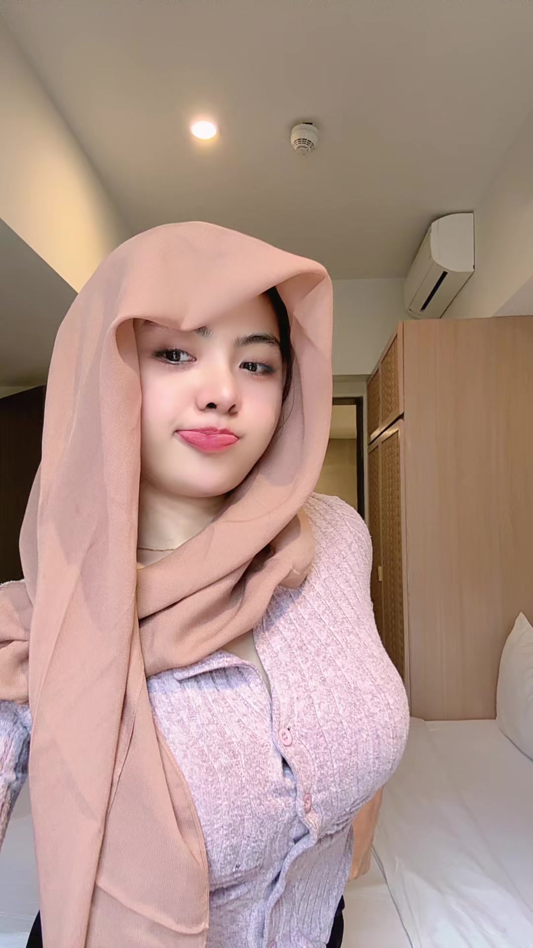 @Nadyavittt
