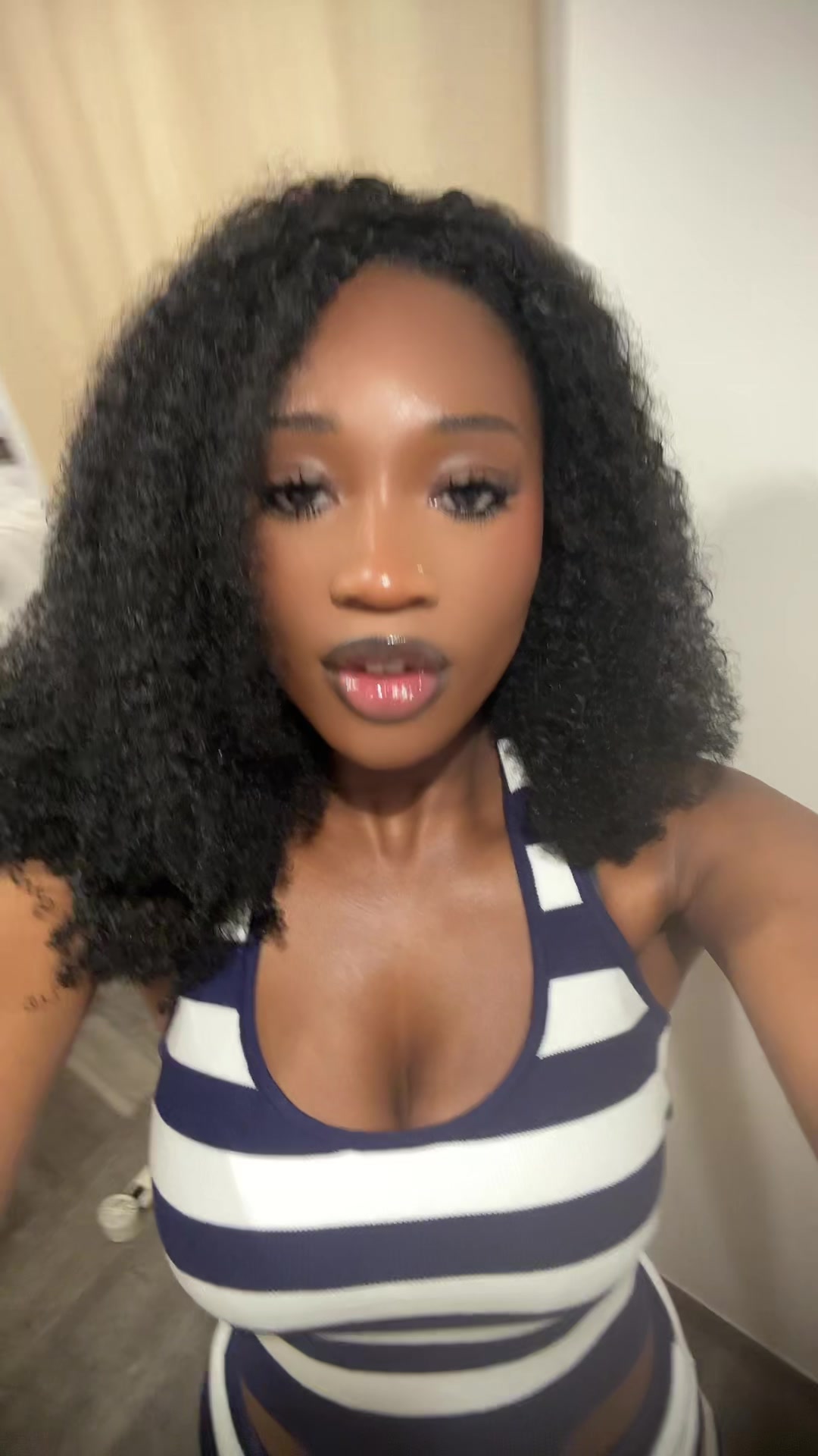 @Vi