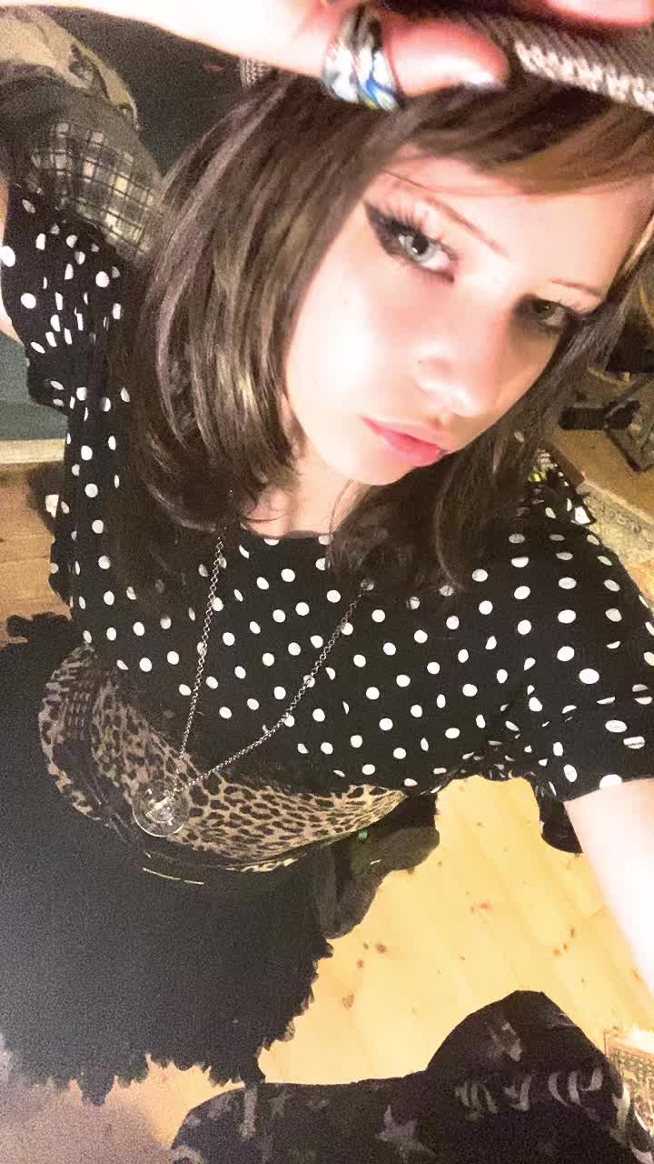 @hisoka_je_hot