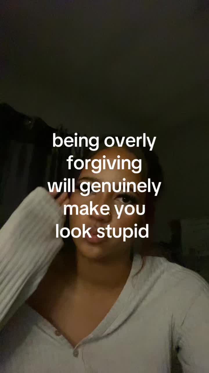 @👻
