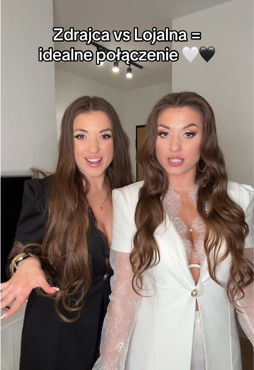 @twinschojnackie
