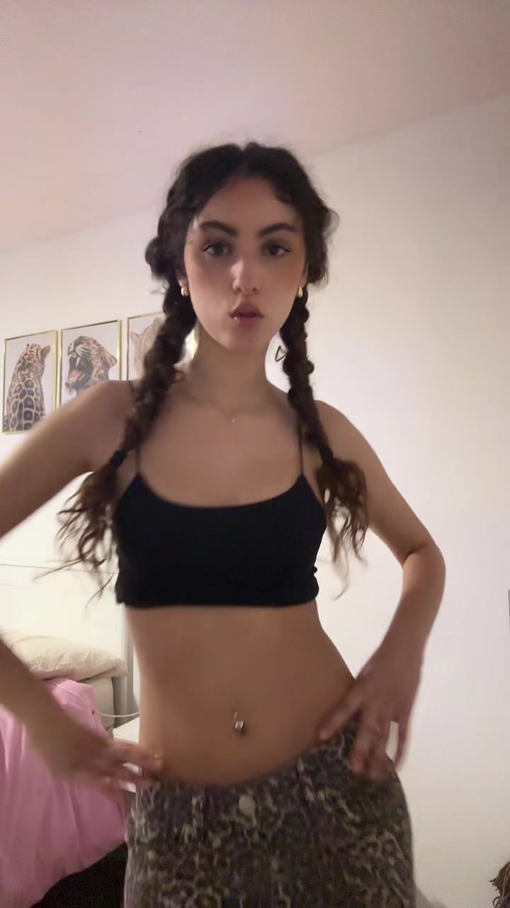 @Julia👸🏽