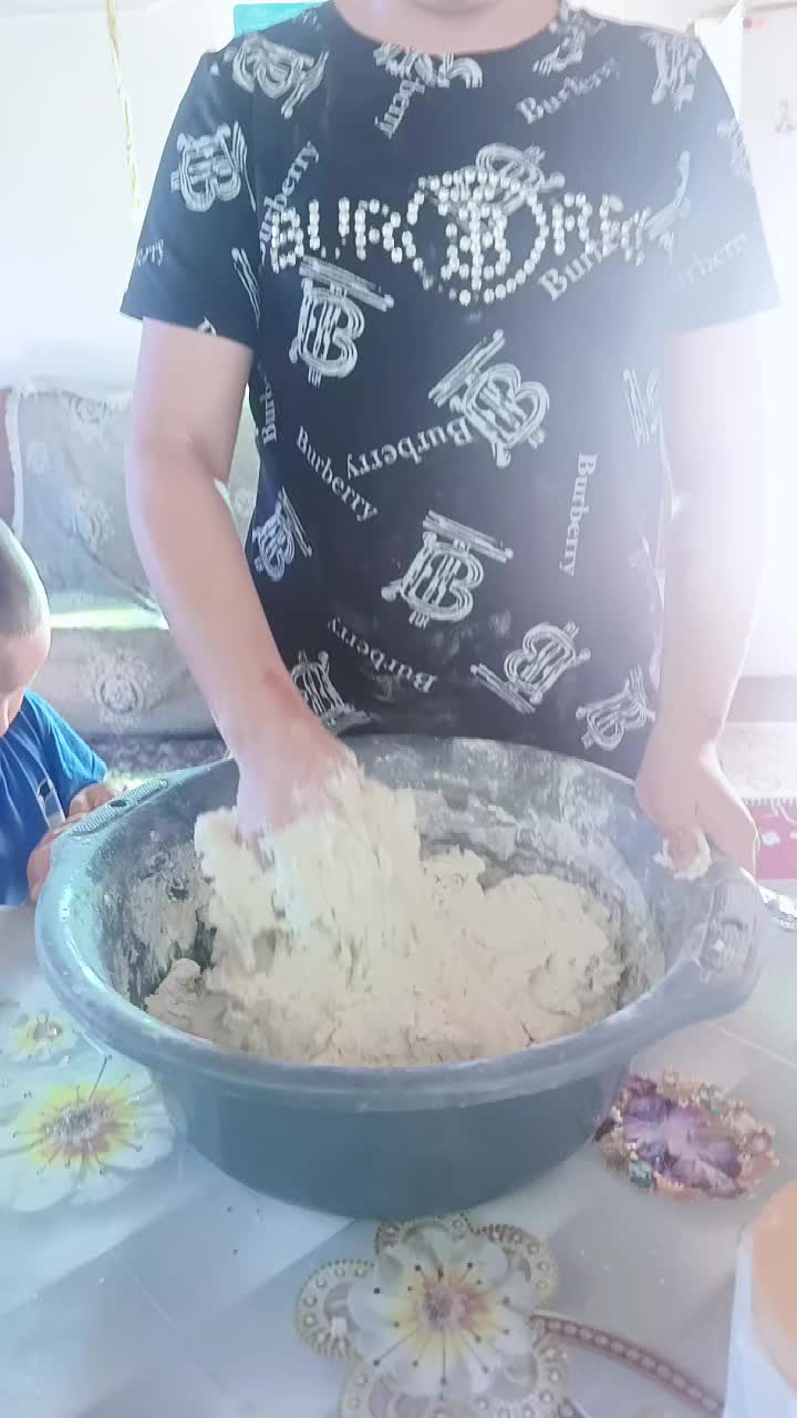 @Айжан Аким