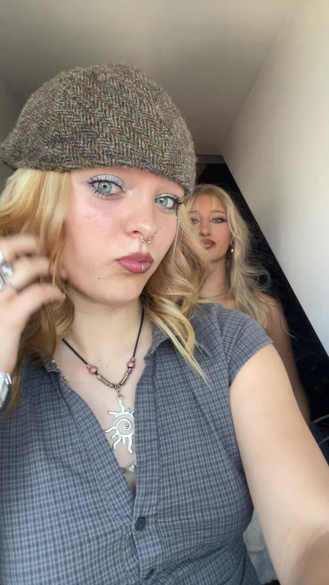 @Laurinesspamacc