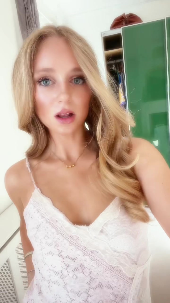 @lilyclarkeh