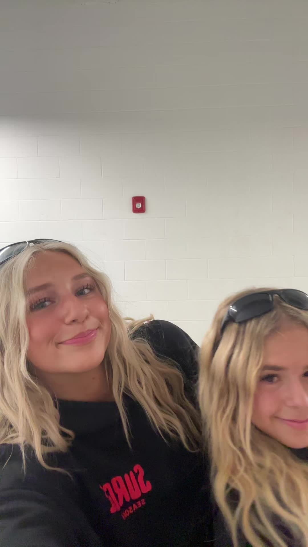 @caroline