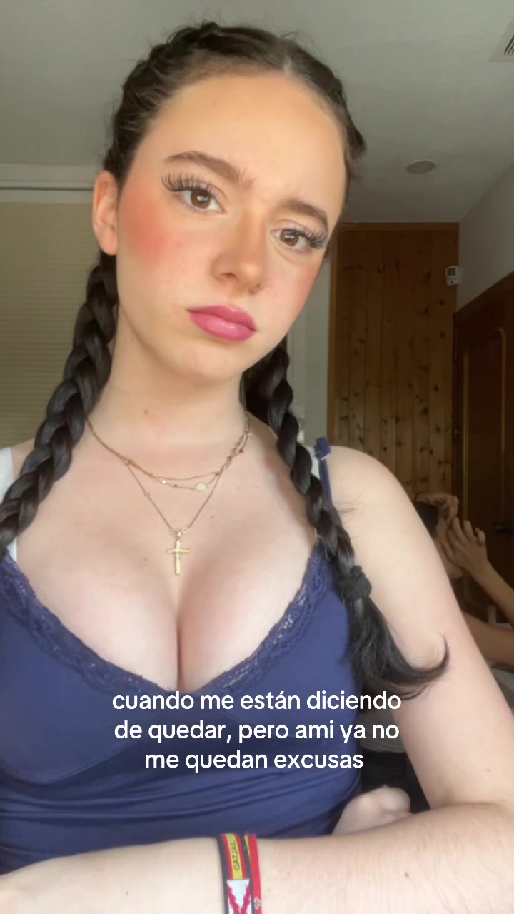 @𝐩𝐮𝐜𝐡𝐢𝐬💝