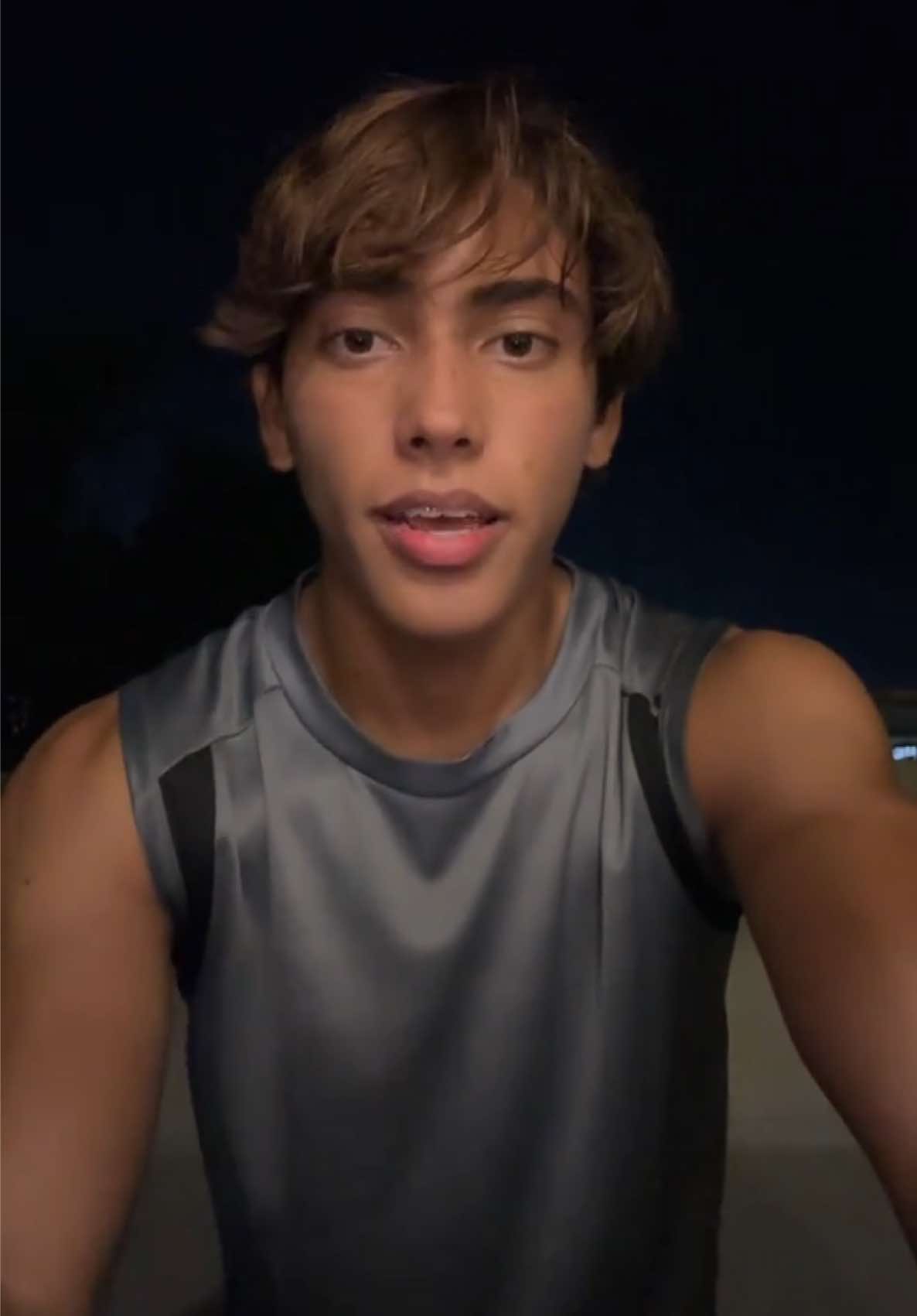 @Aar&oacute;n Acosta