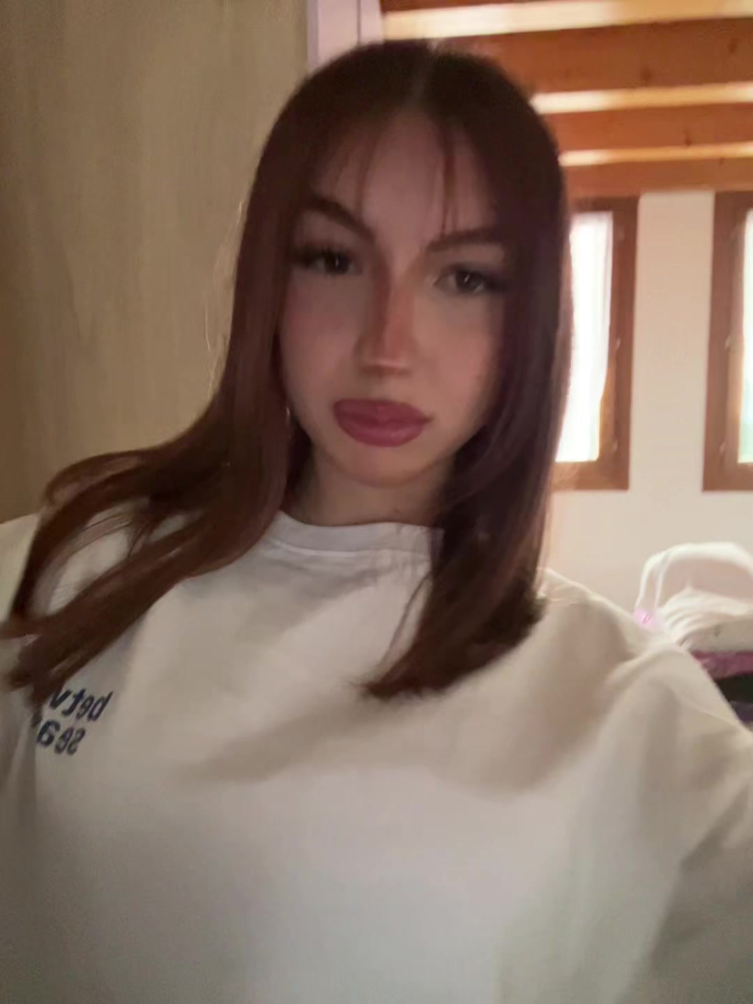 @rebeee🍓