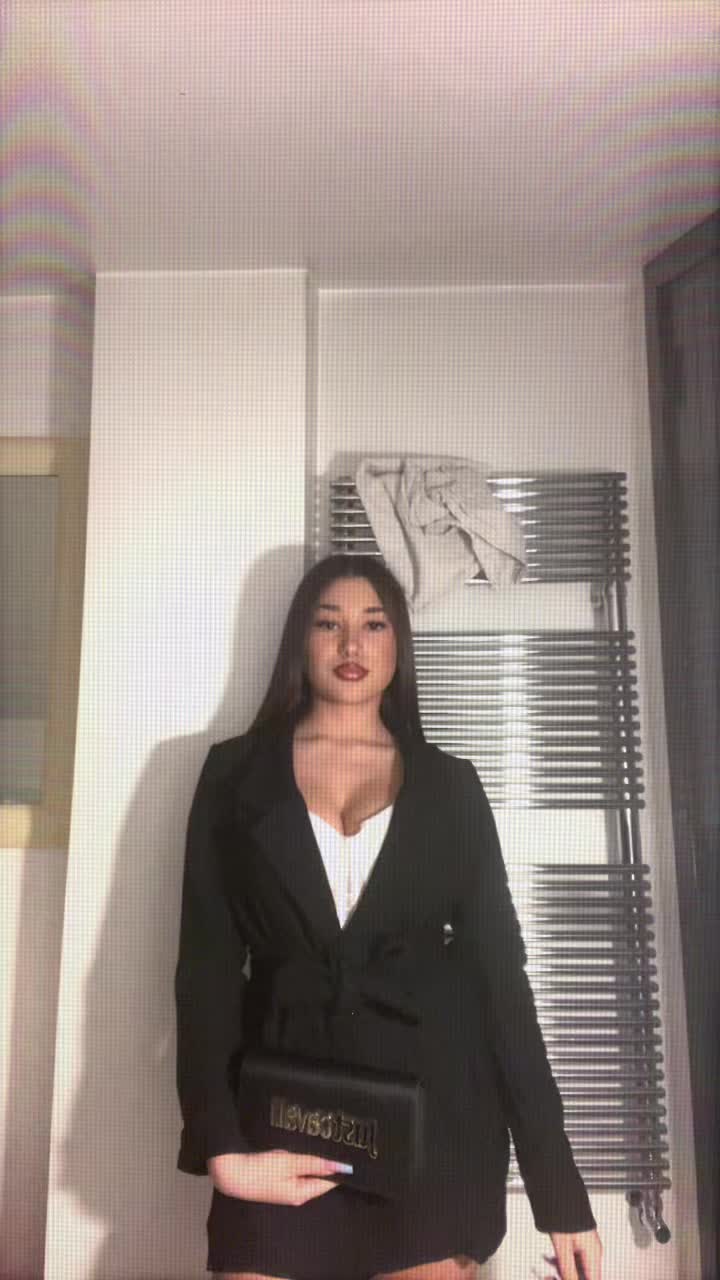 @𝓡🍒
