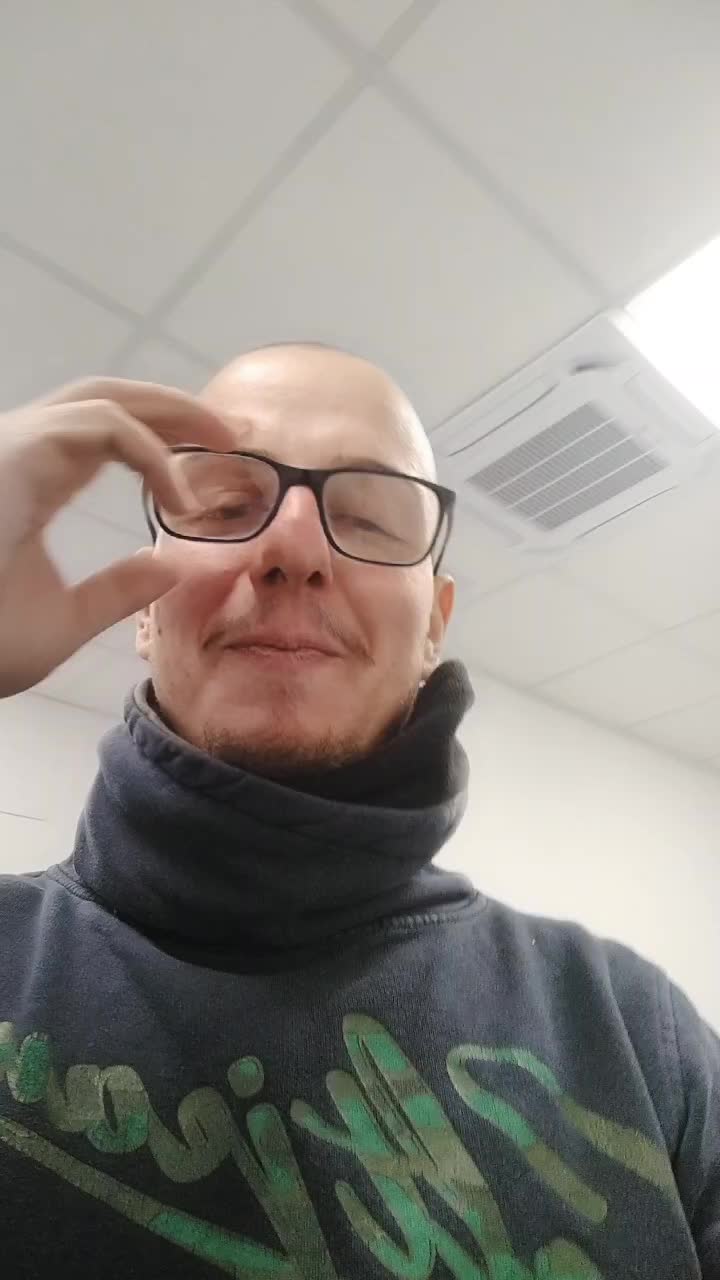 @Simone