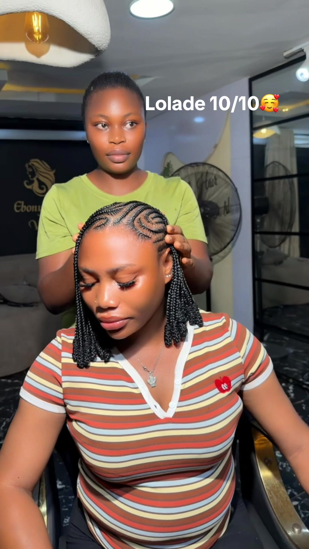 @Ebony hair world