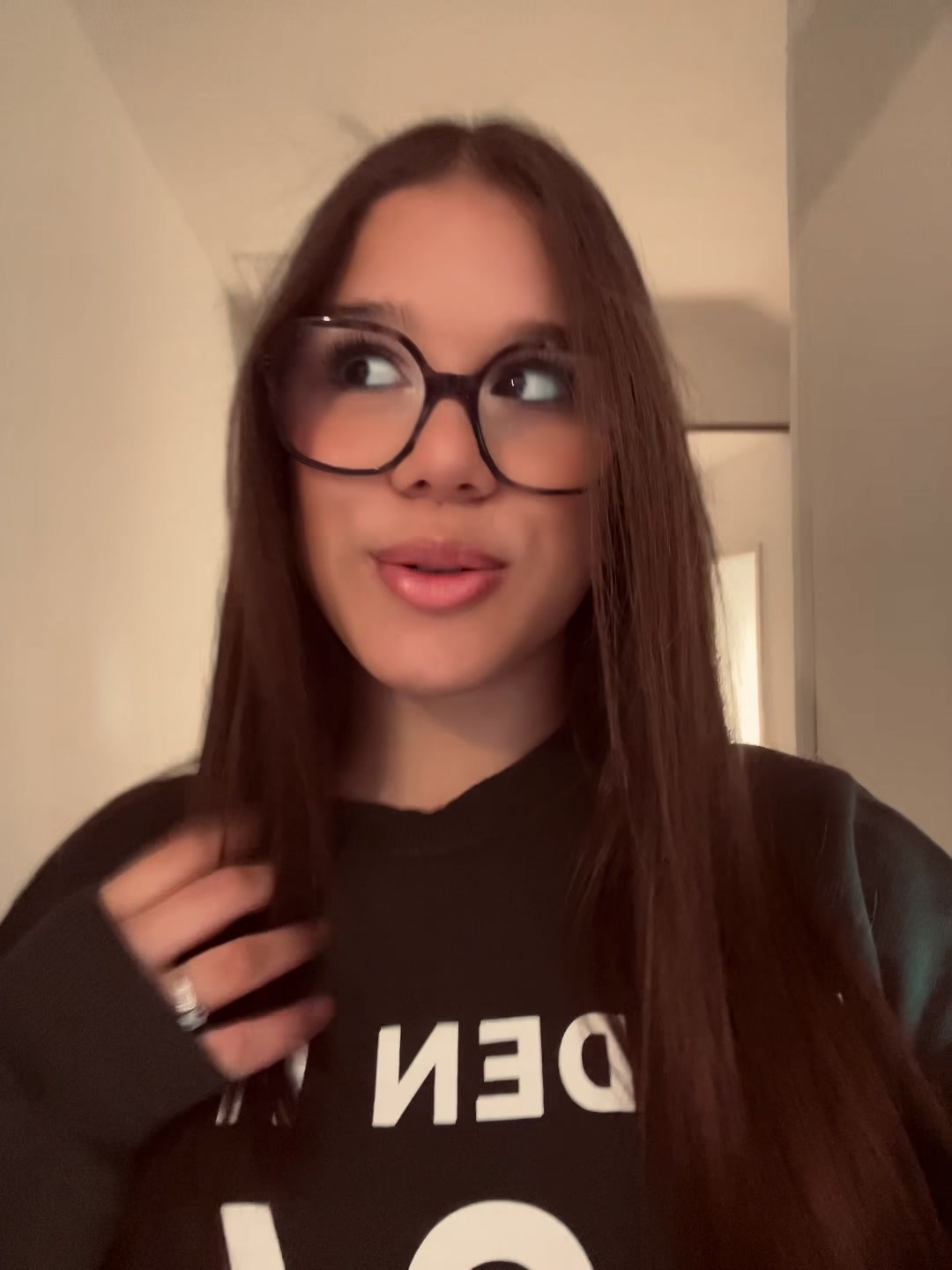 @🪩ꪑꪖ᥅ﺃꫀꨄ