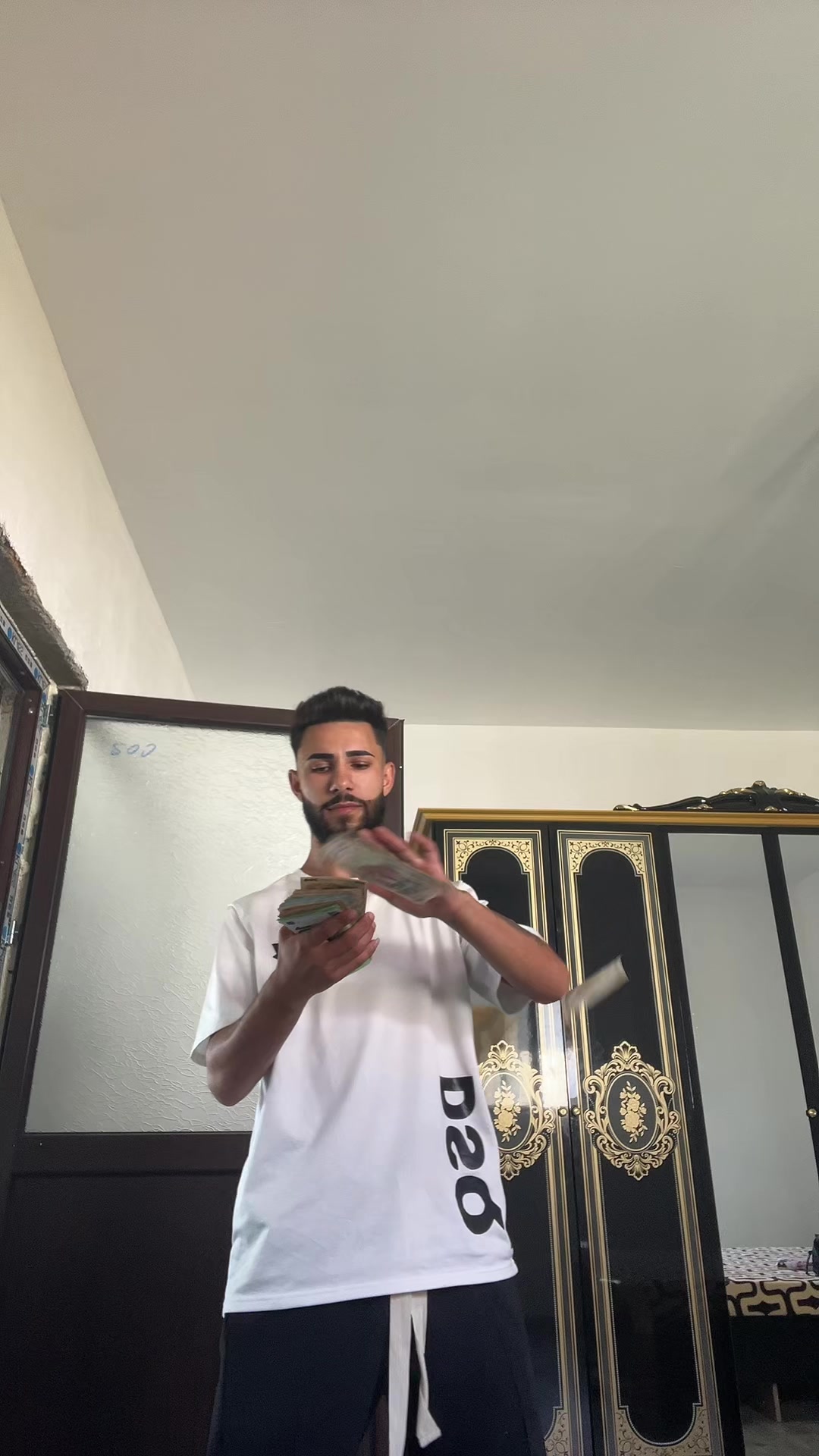 @Alex_duduianu