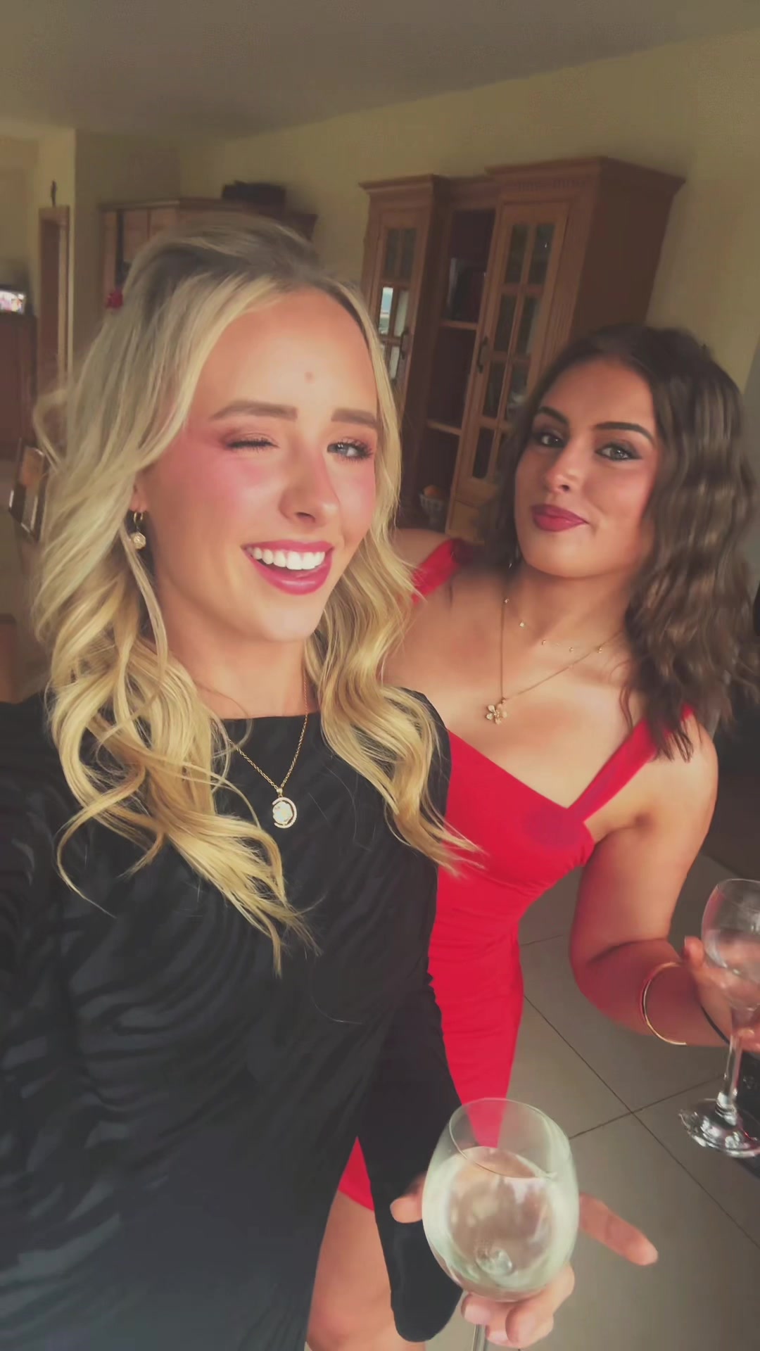 @ellaxorxx