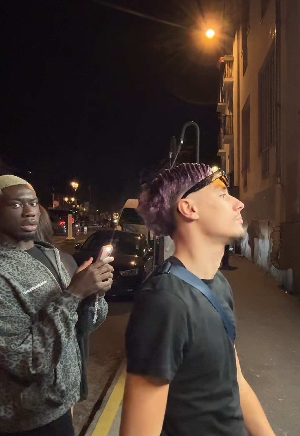 @🍇