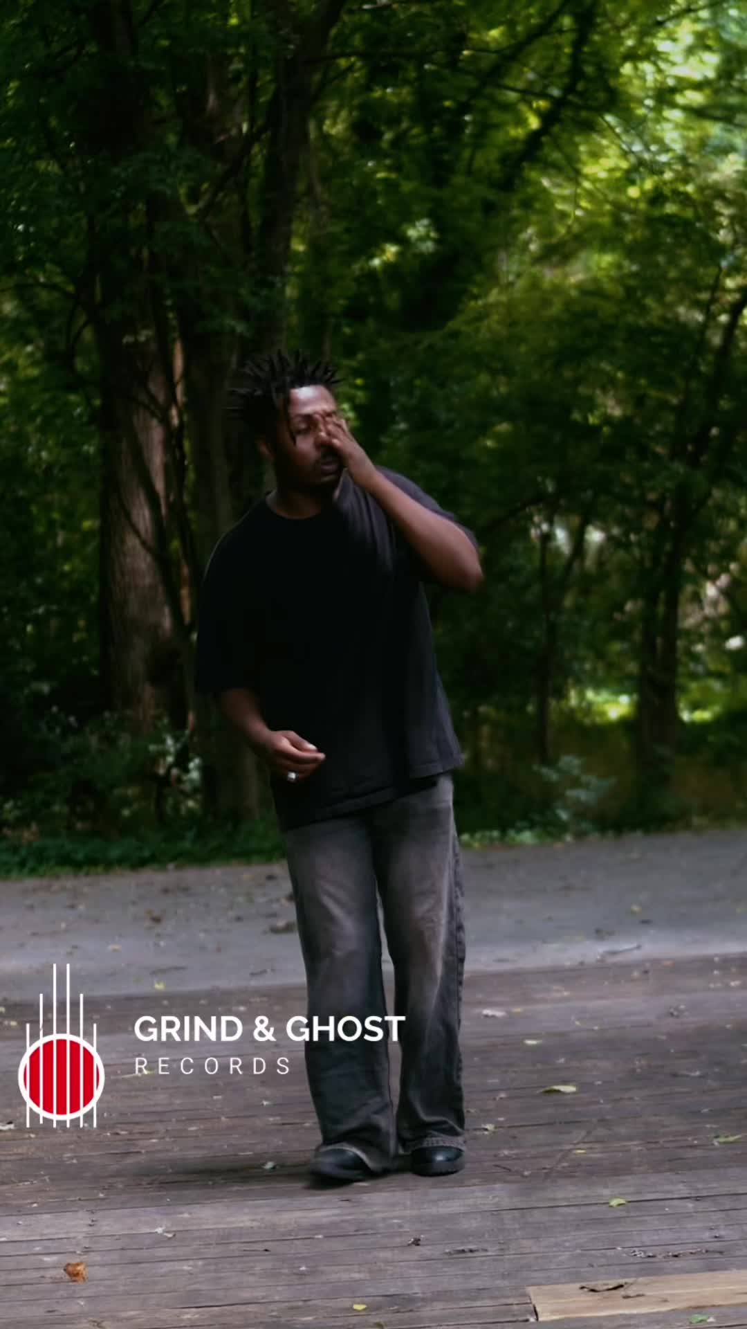 @G N G