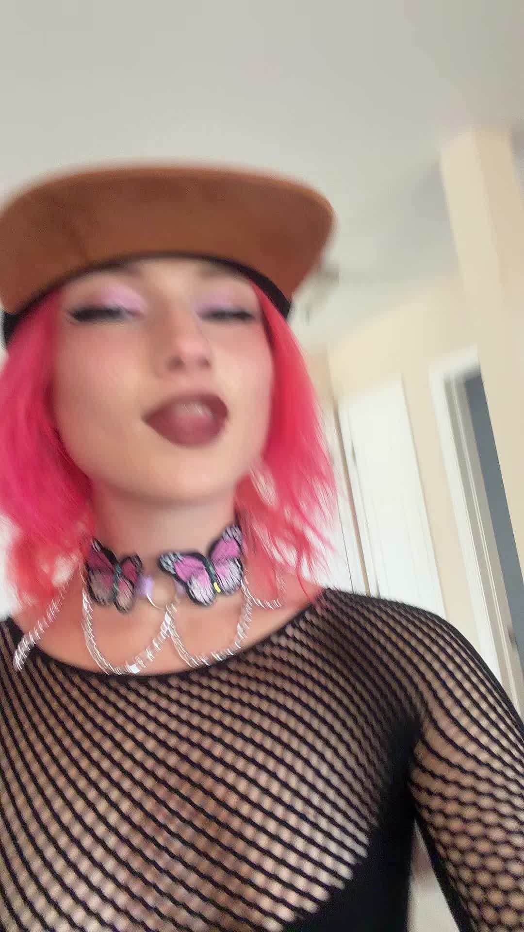 @paigesusannah