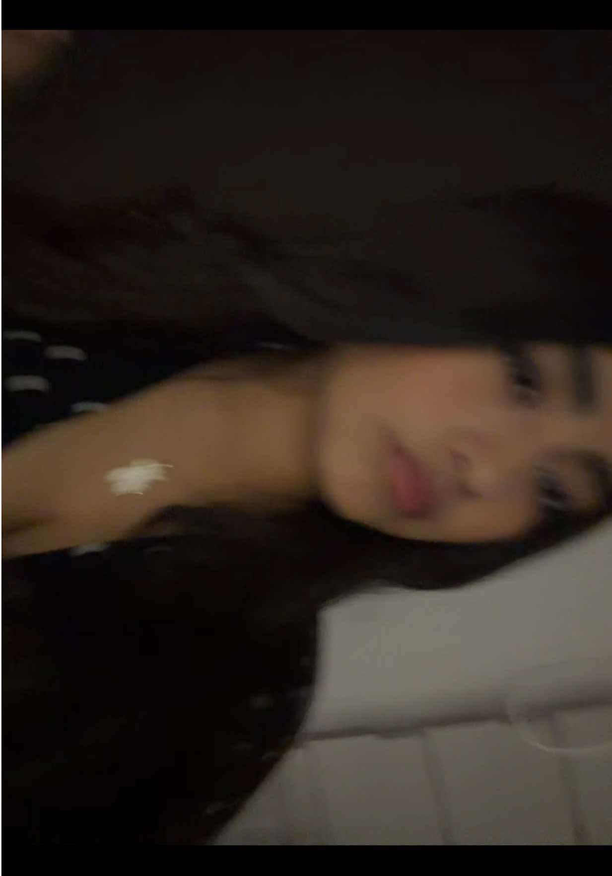 @Lauu_dzz