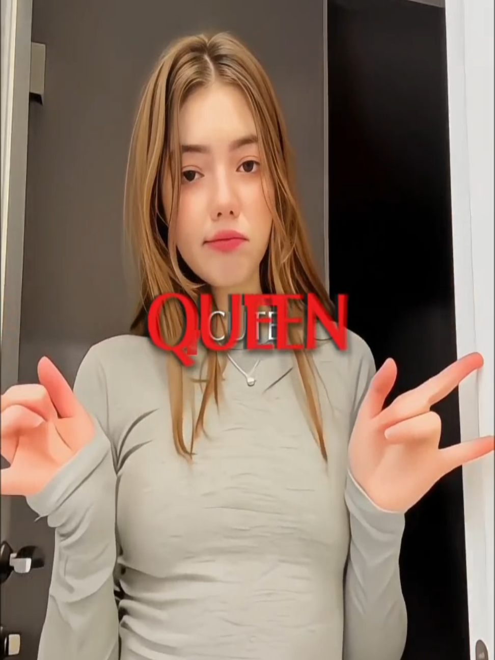 @𝗖𝗨𝗧𝗘ᵠᵘᵉᵉⁿ❤️&zwj;🩹