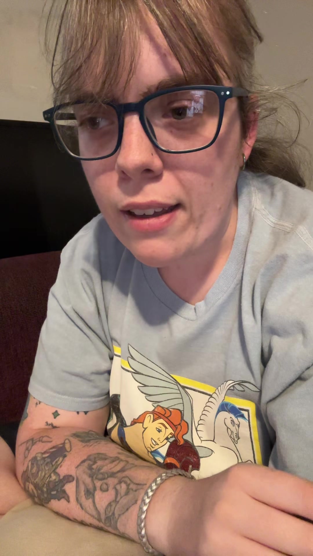 @Emꨄ