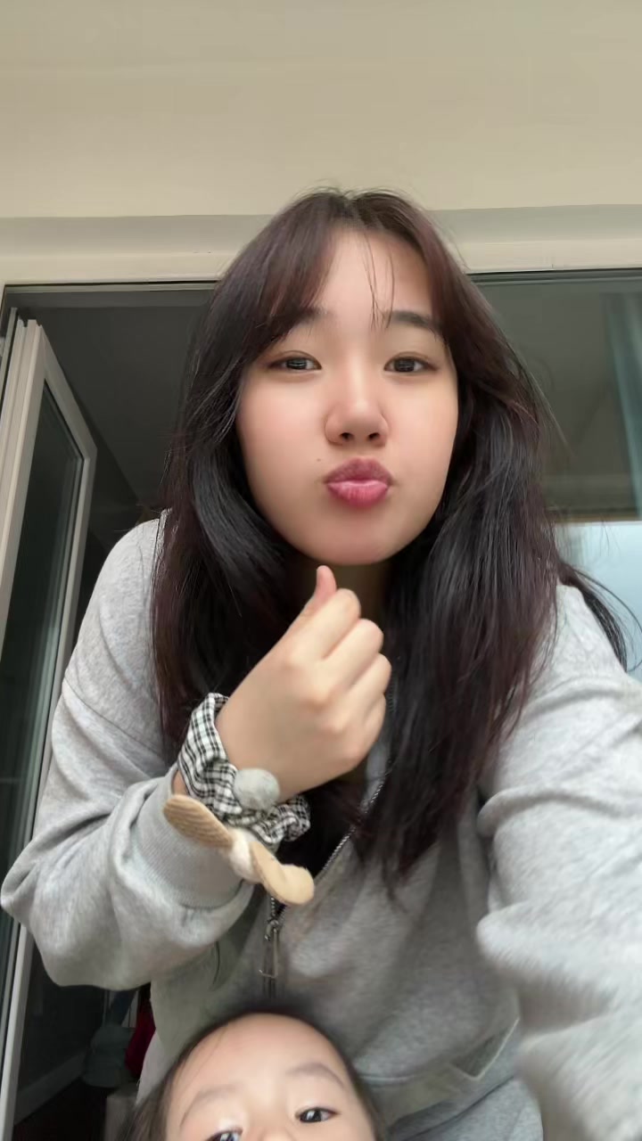 @emvjnne_