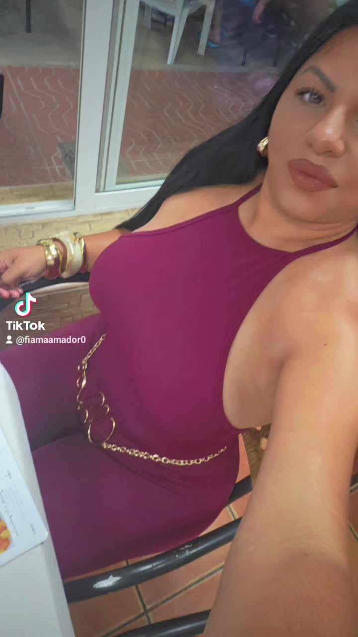 @Fiama Amador400