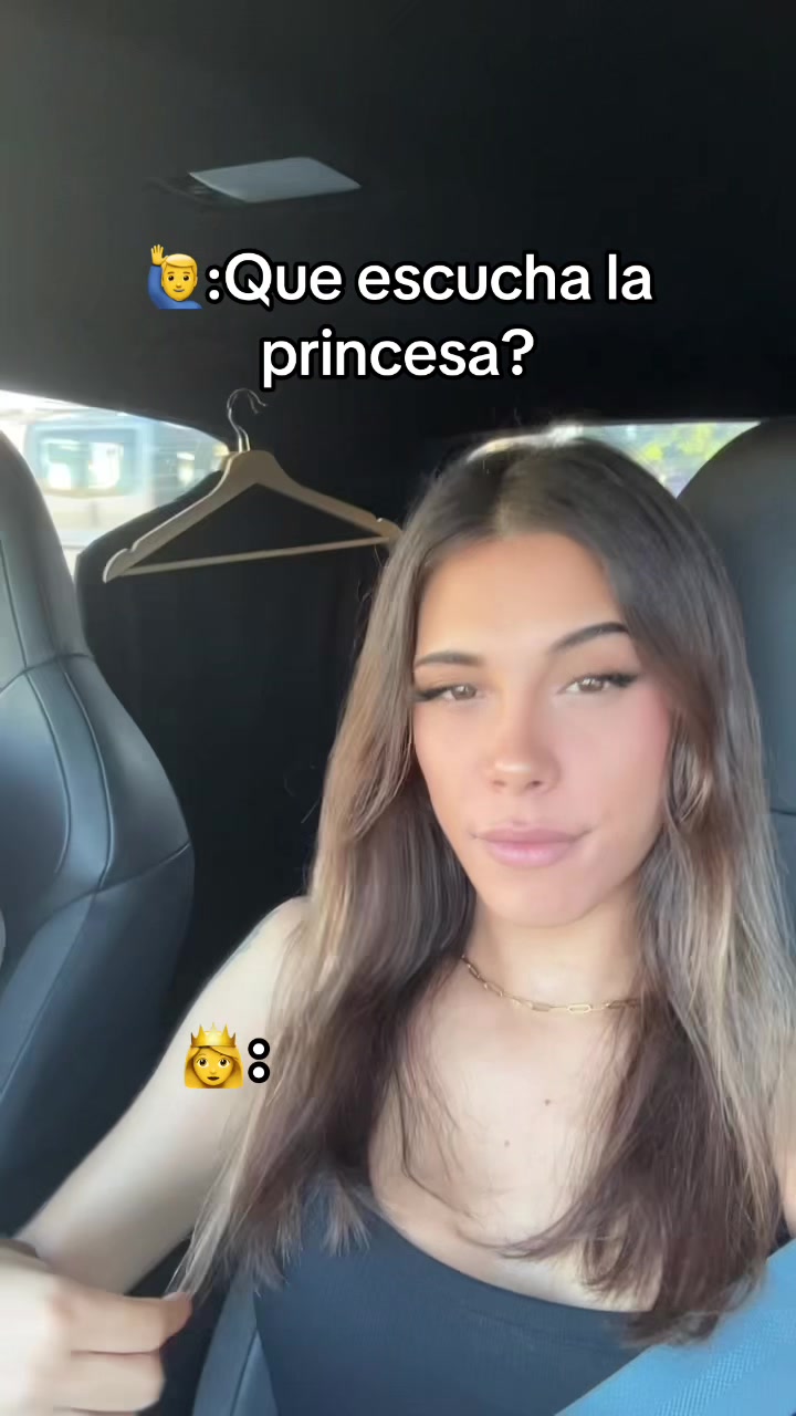 @TrianaaAmayaa