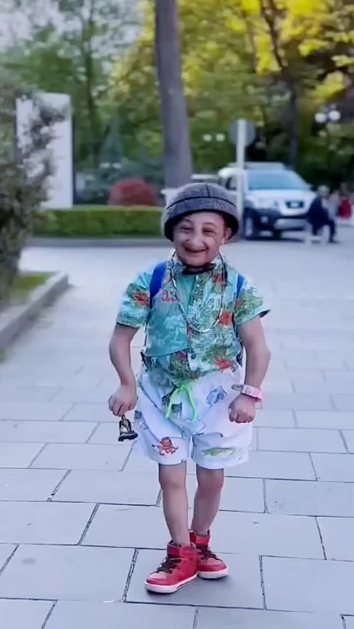 @AZIZ Al AZMAR