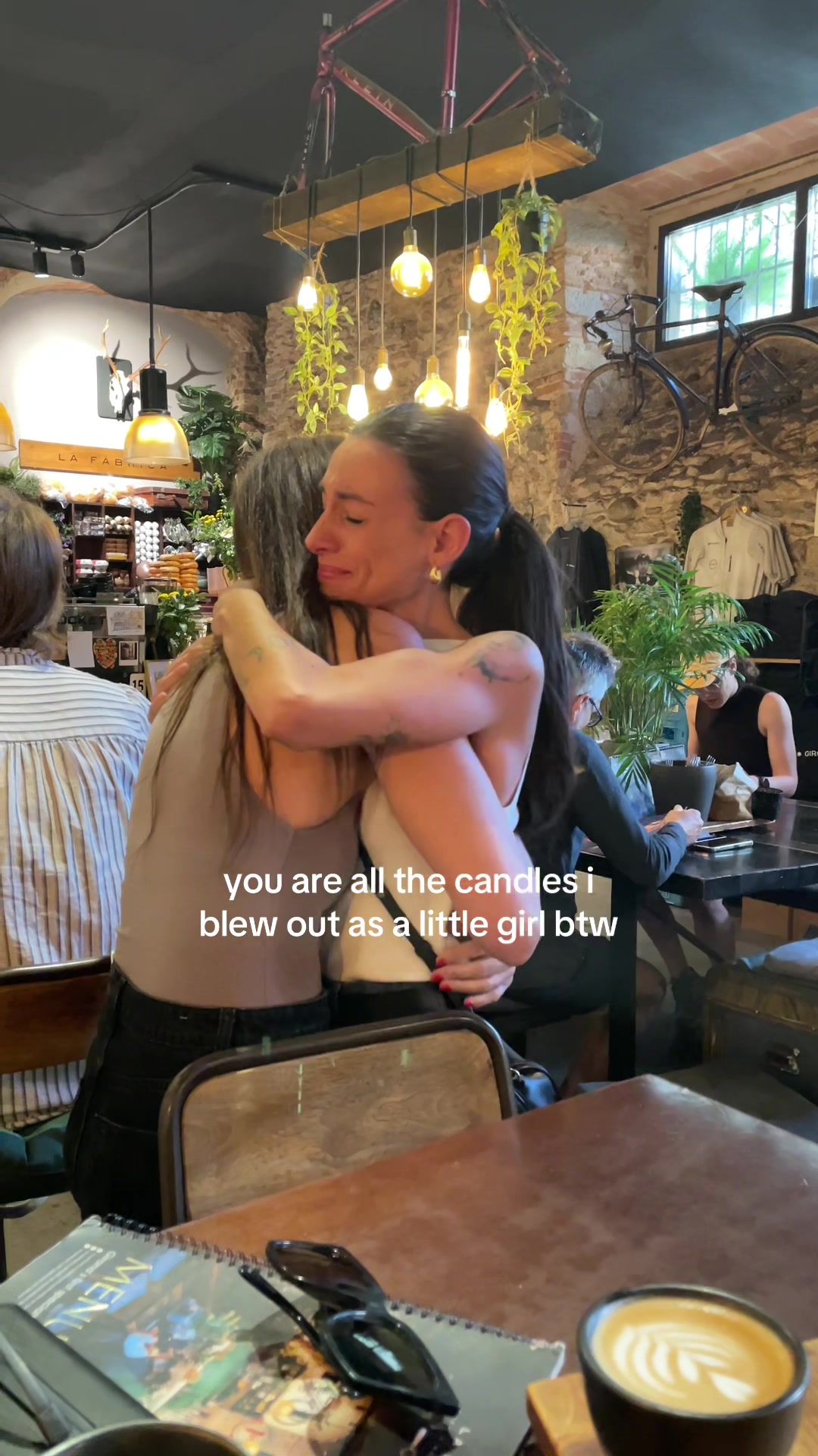 @Carrie & Anaïs