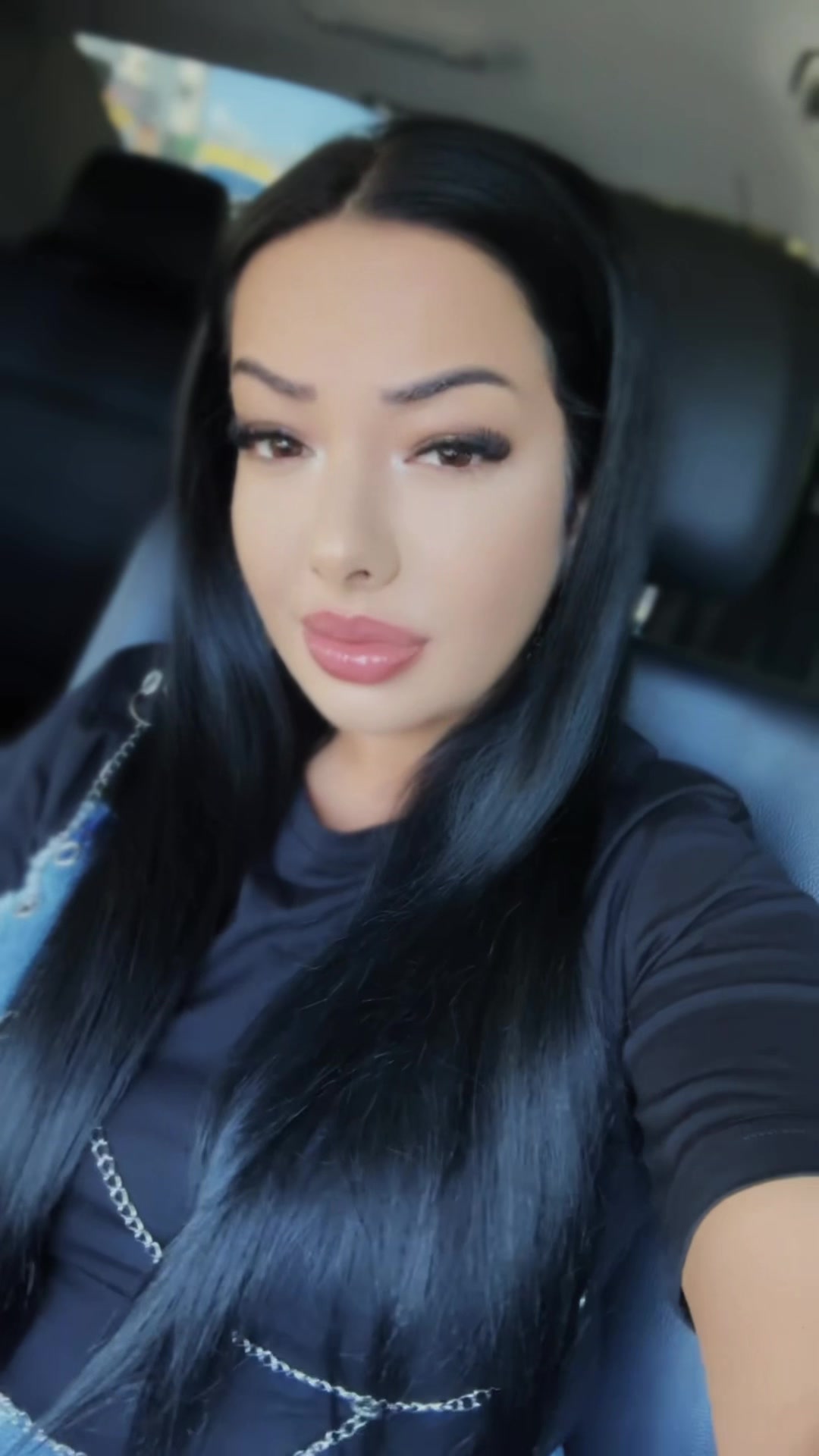 @MELLYME