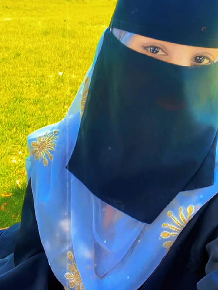 @🦋⃟✮⃝🇸🇦কিশোরগঞ্জের মেয়ে 🦋࿐