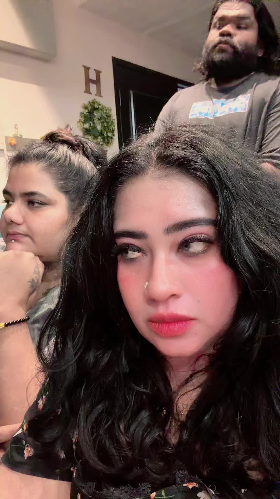 @RoseVeronica🇲🇾🇬🇧