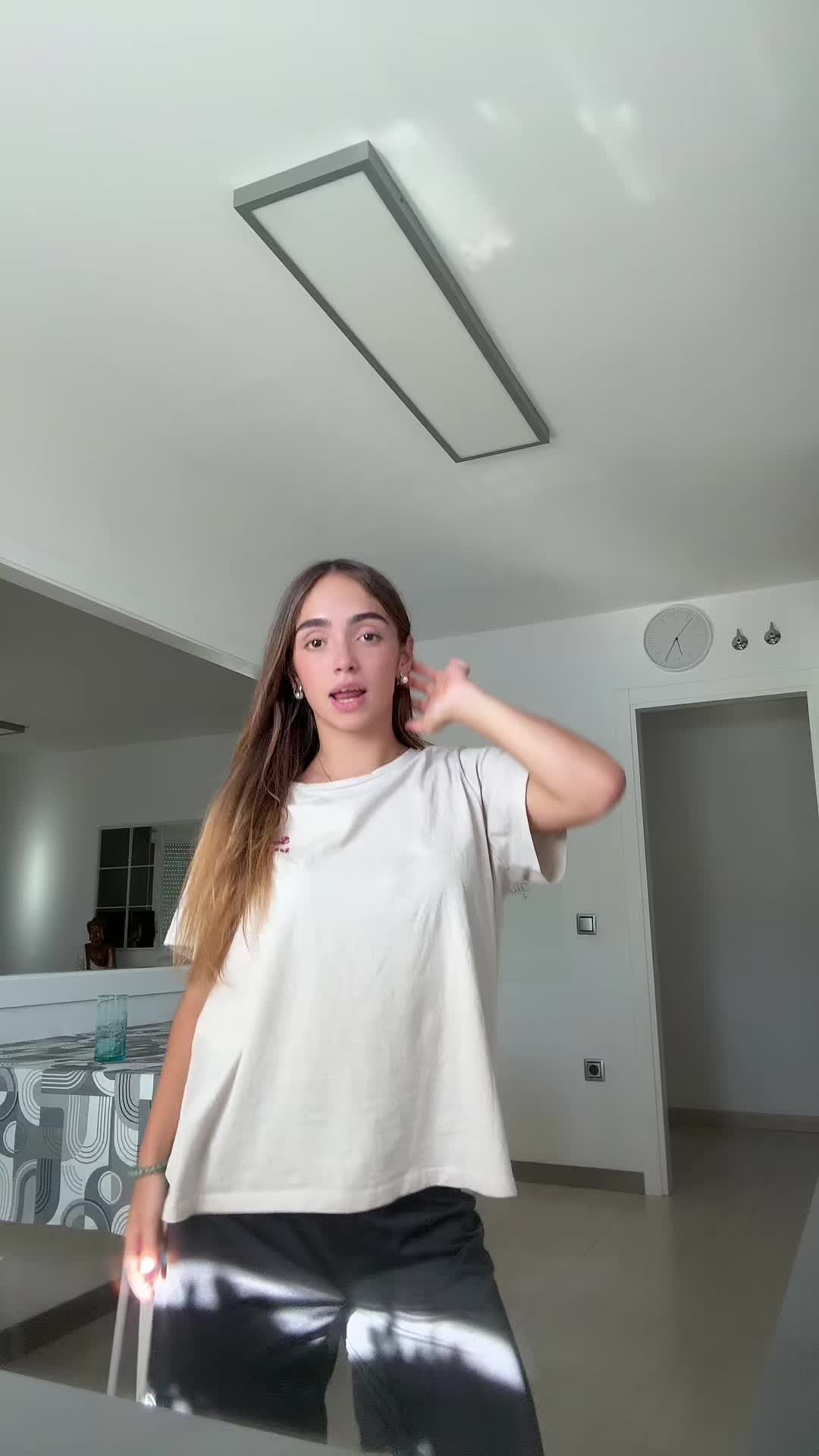 @mireiaturro