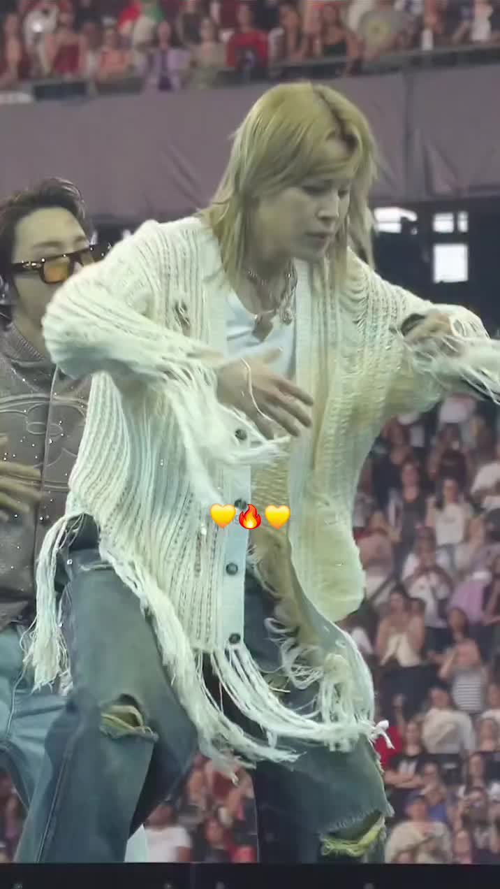@Aura 💜