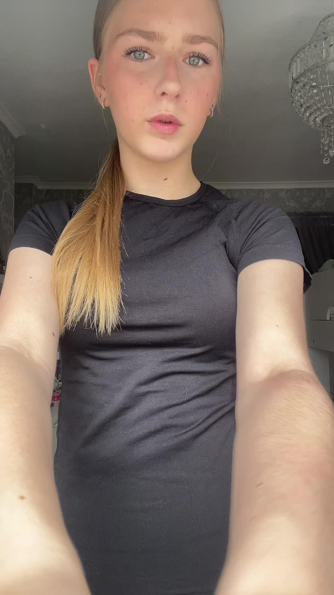 @𝓔𝓵𝓵𝓪 ♥️