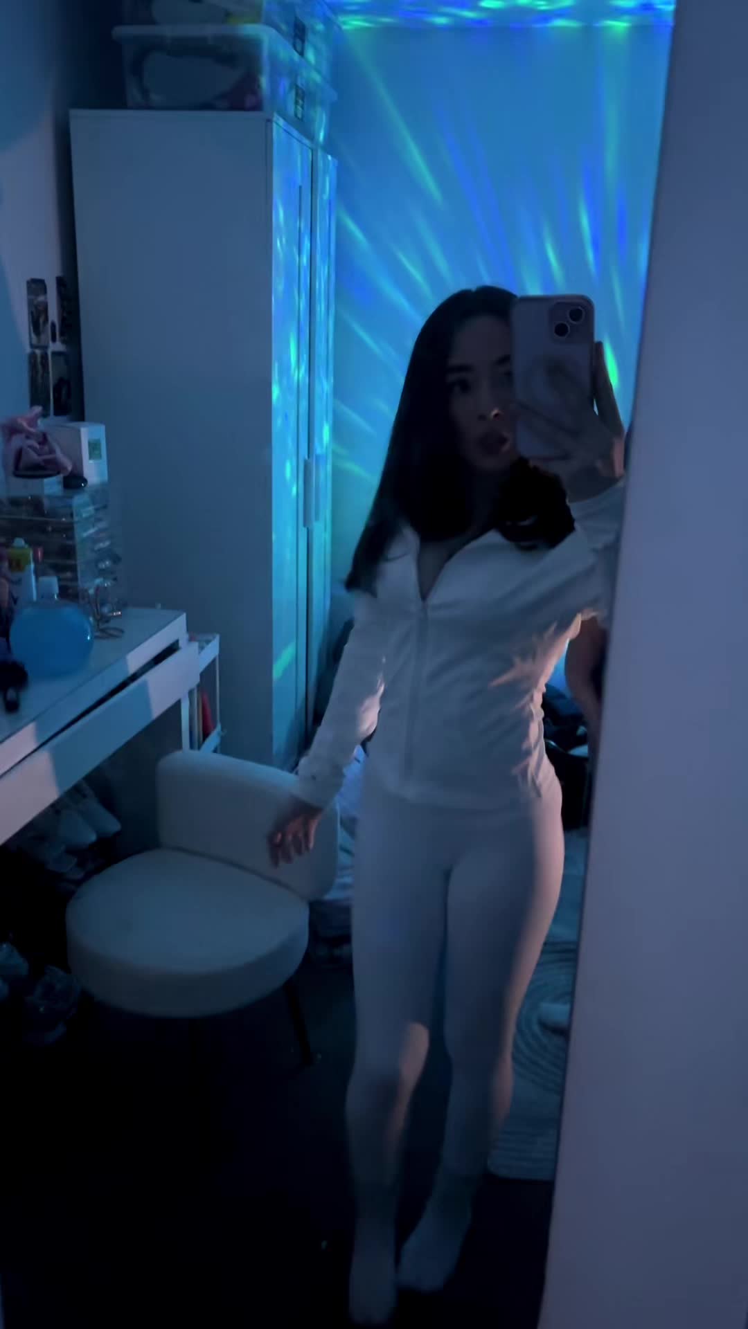 @Liv