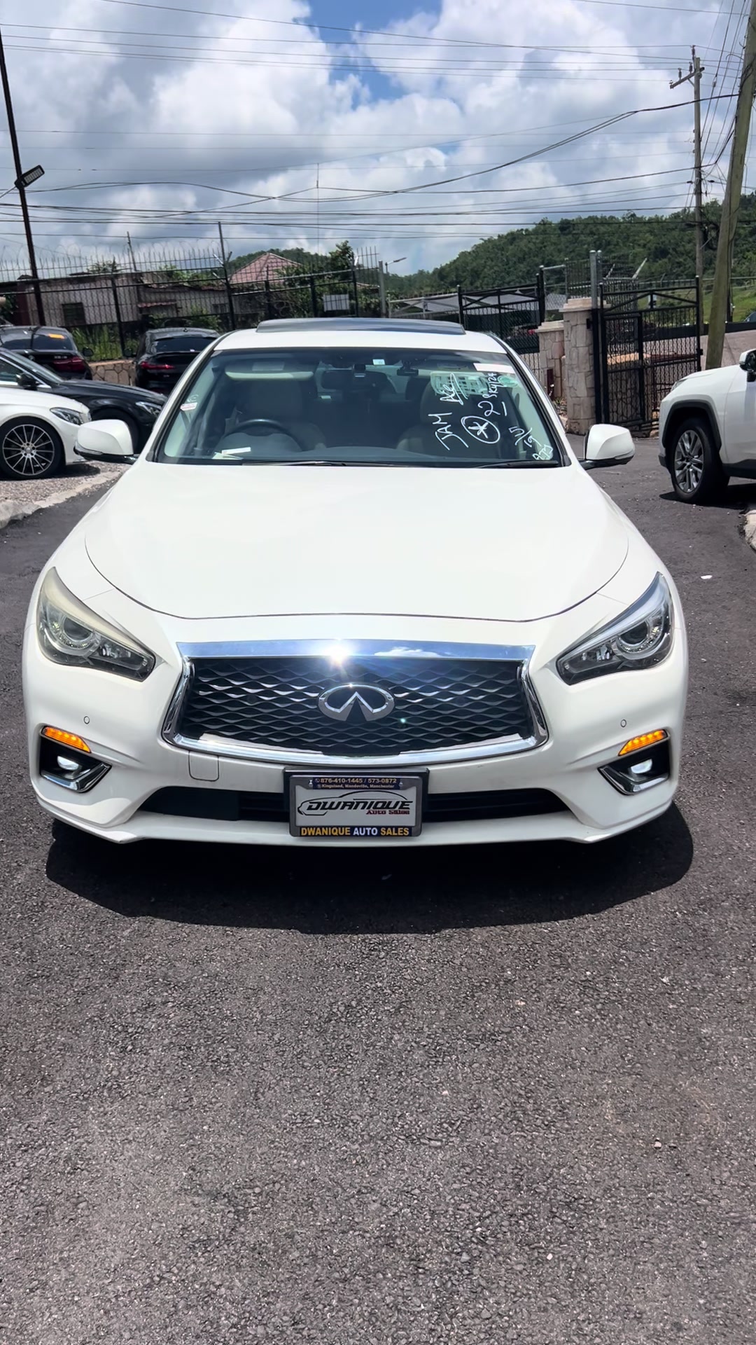 @Dwanique Auto Sales Limited