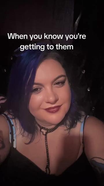 @her.majesty.of.chaos.87