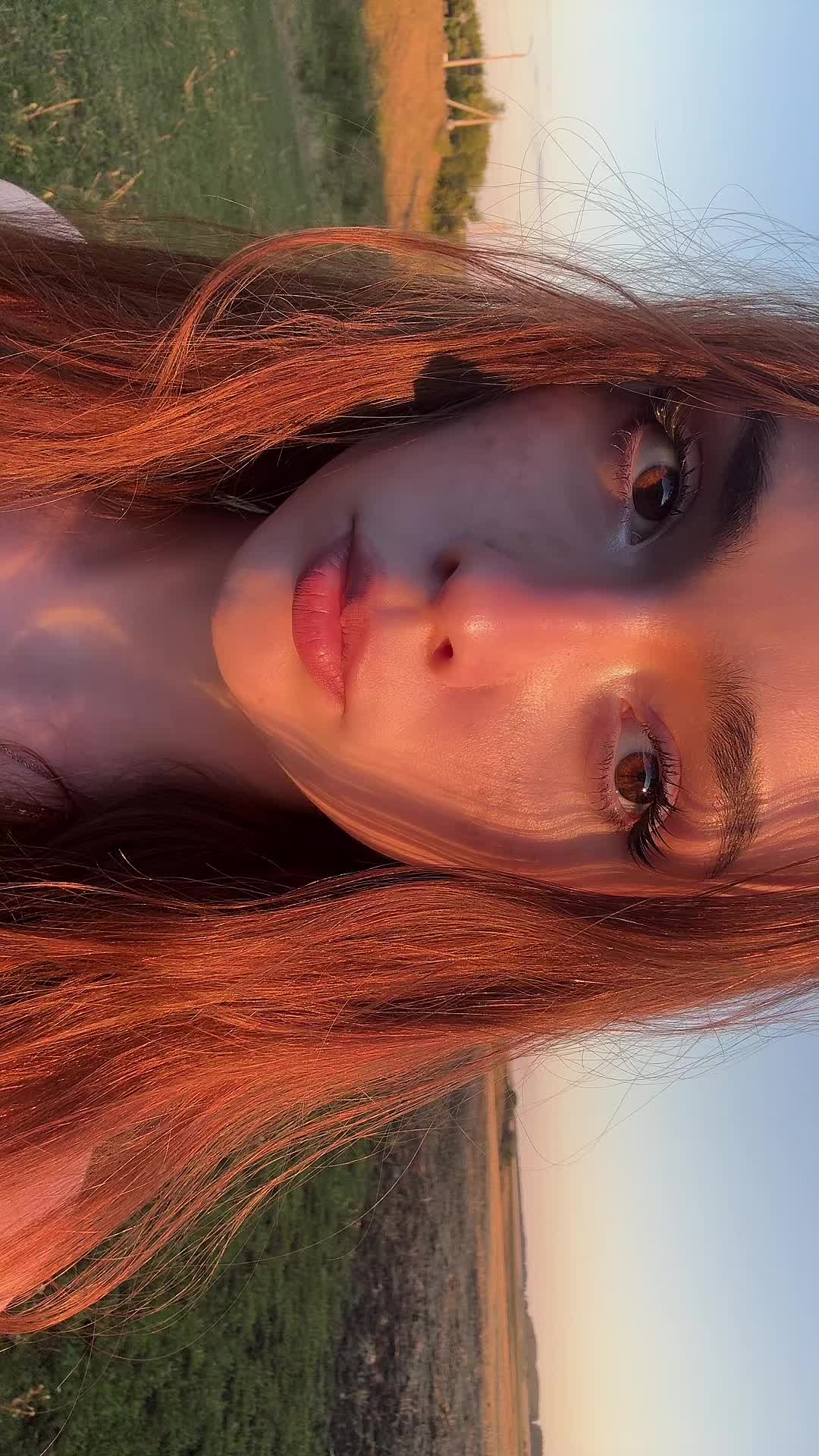 @Eek