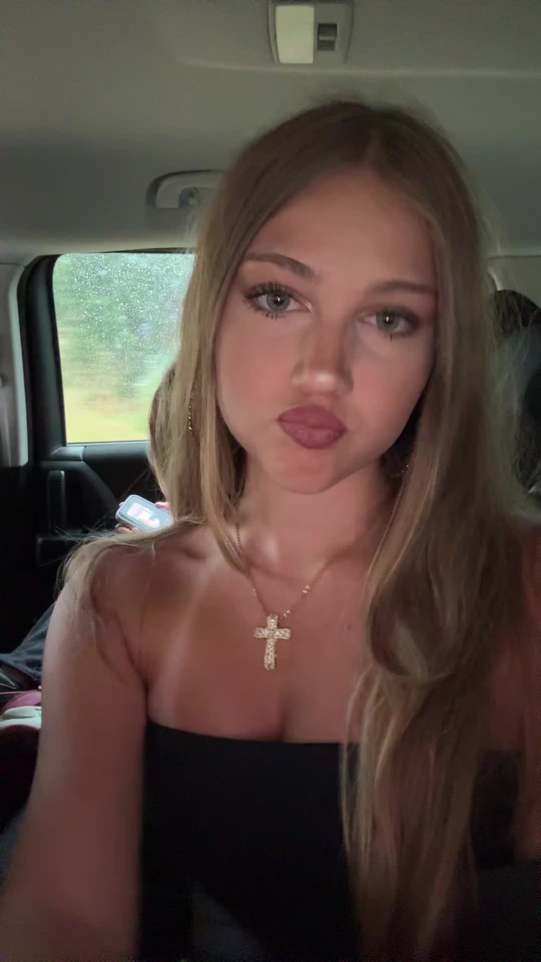 @MELLLII