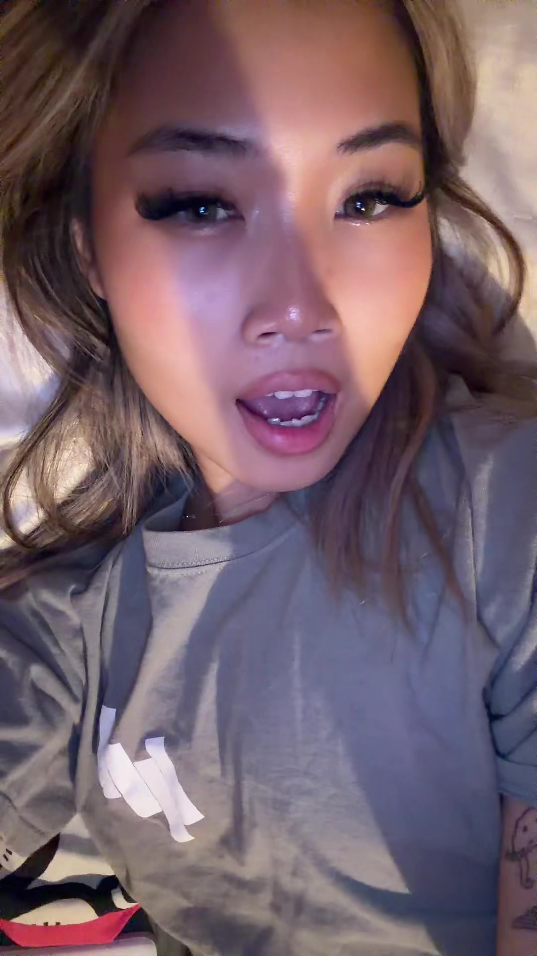 @:p
