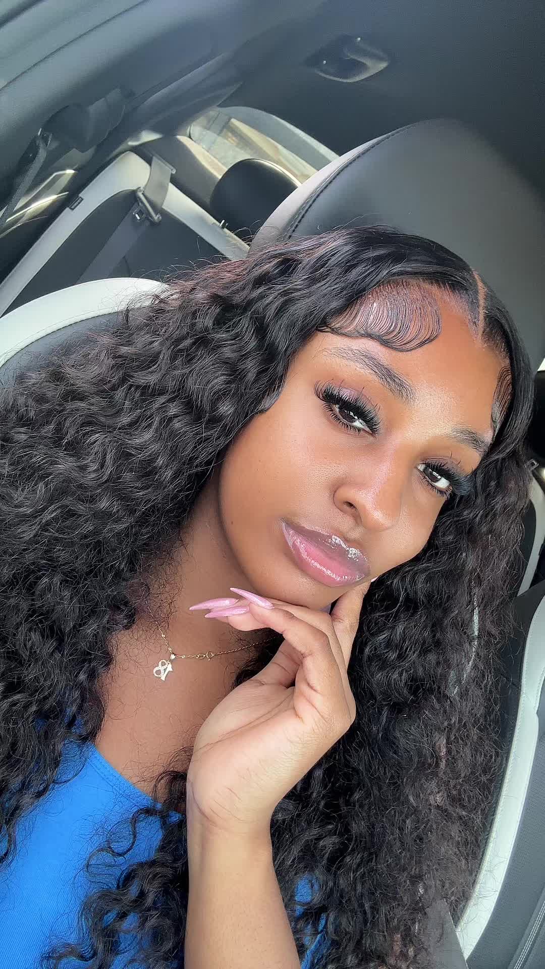 @AZIZA AMANI