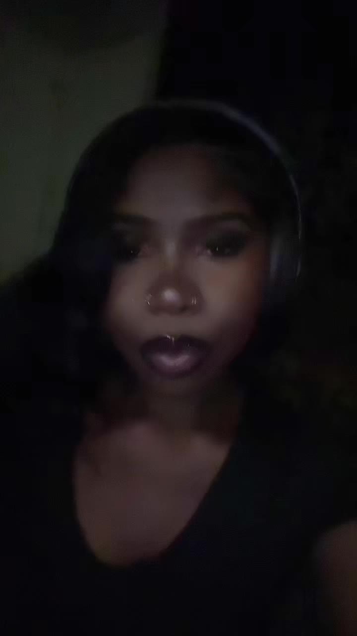 @Mo