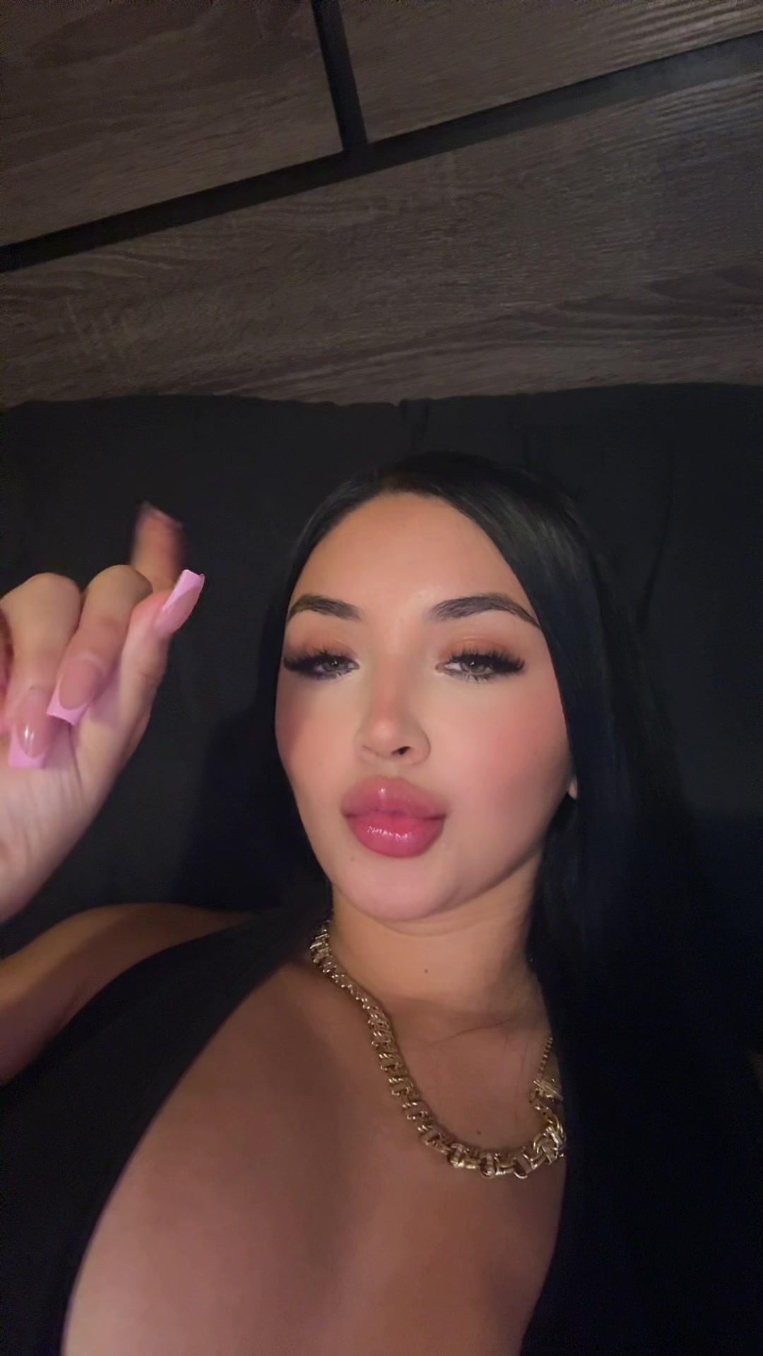 @Isabella Corpus ๐