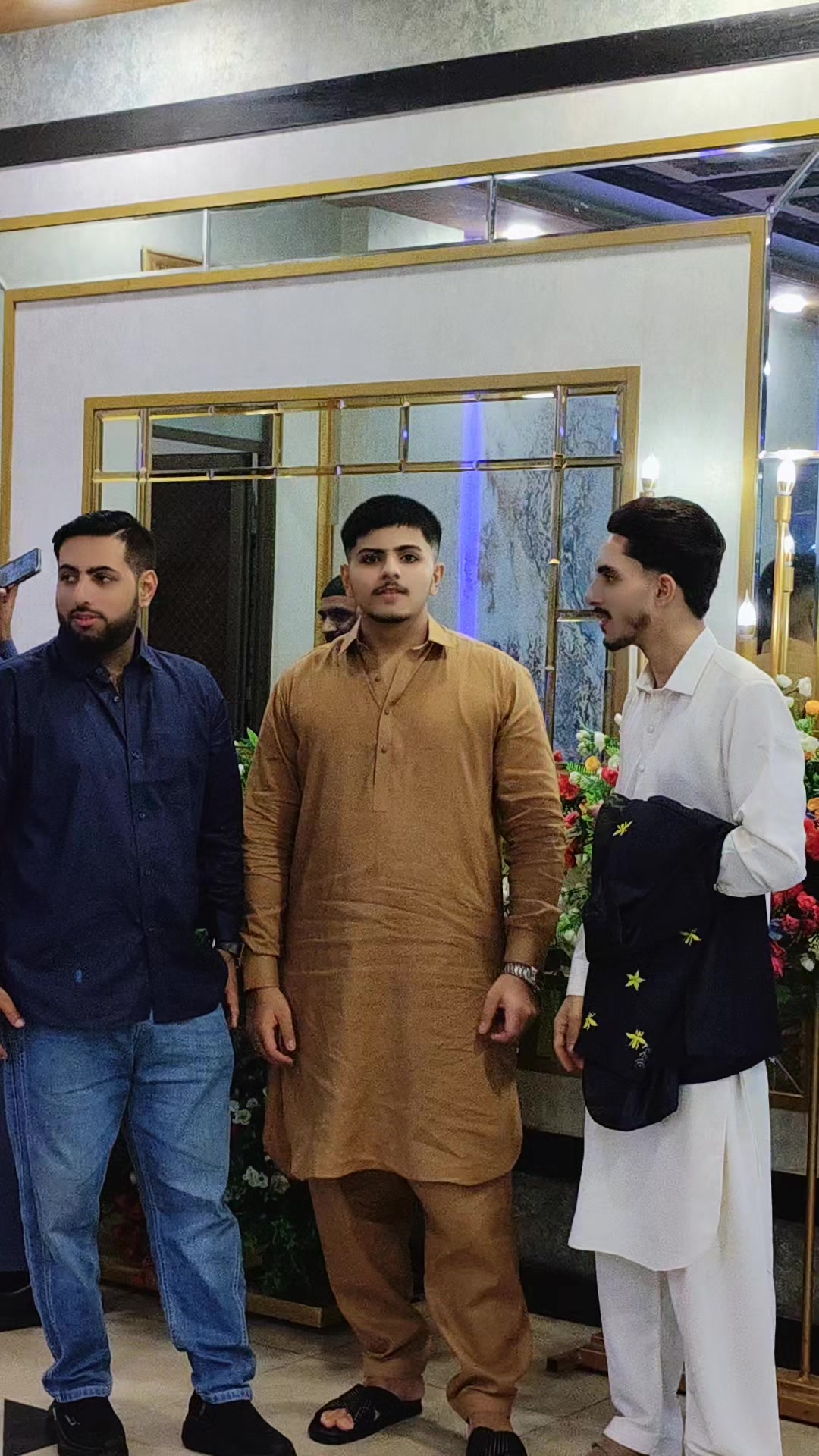 @Aziz Supari Live 😎