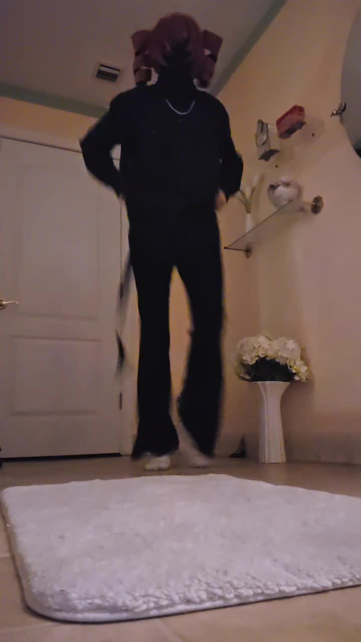 @Hoodaloid