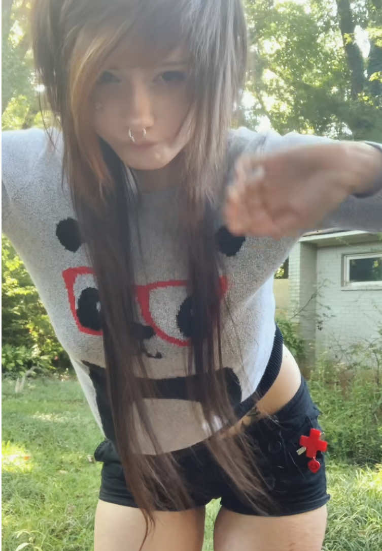 @V 🎠🍁♟️
