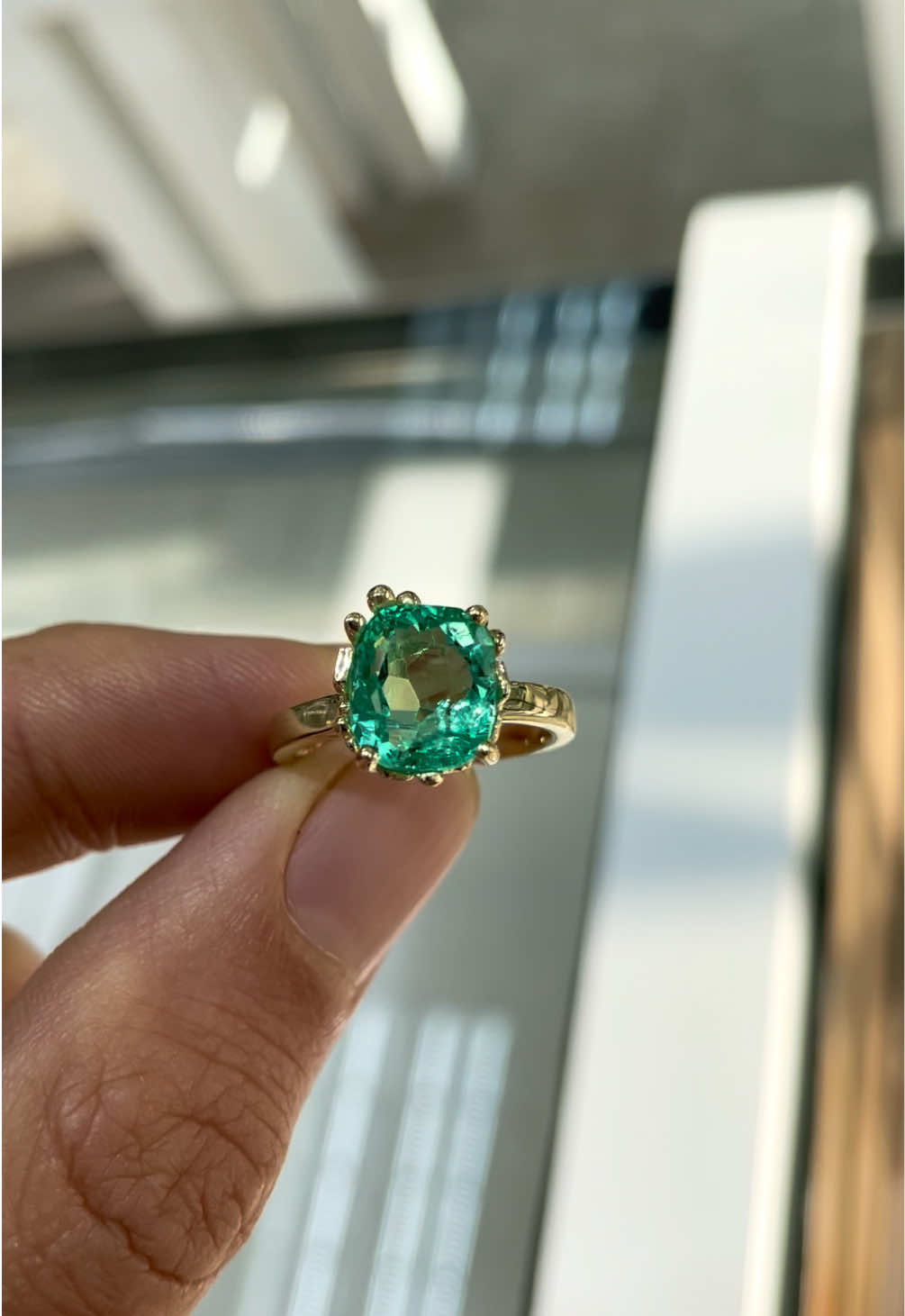 @JR Colombian Emerald